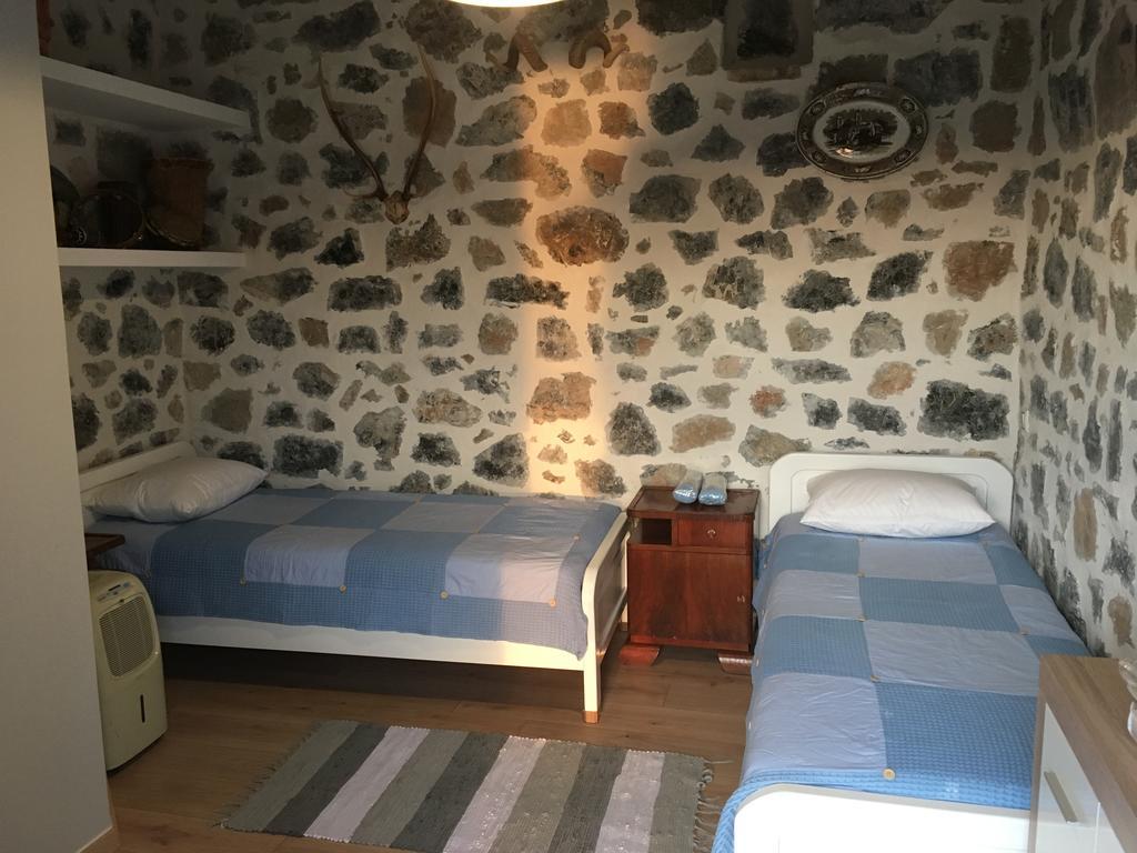 Villa Mos Kalamáta Kültér fotó